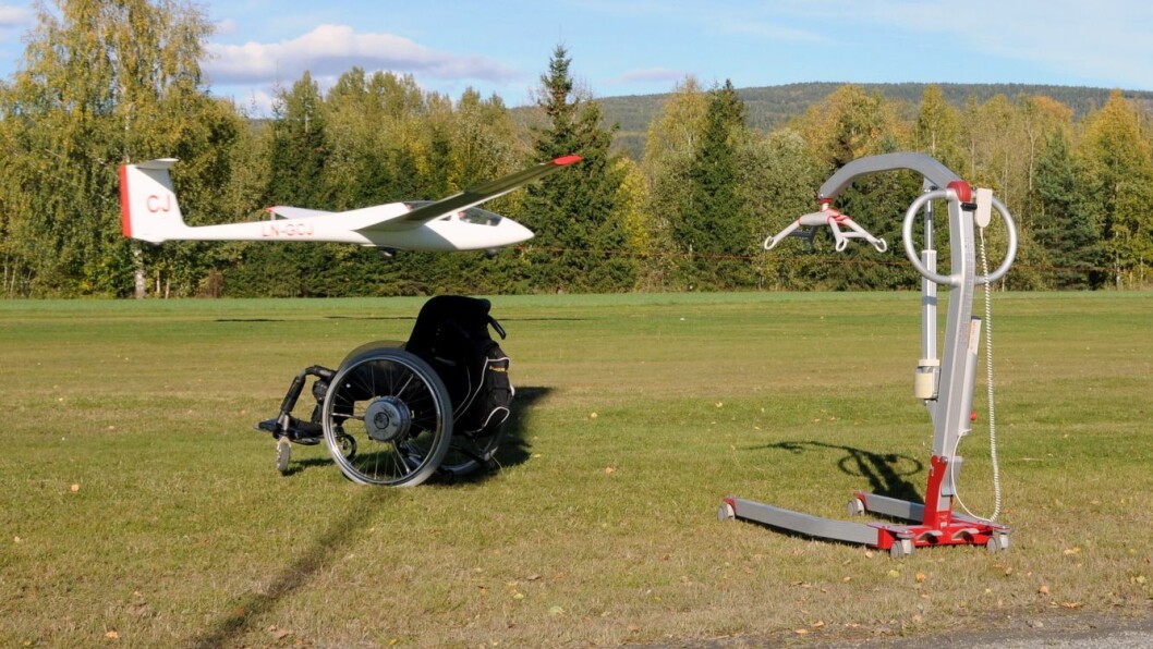 IDRETT FOR ALLE: Drammen Flyklubb har det siste året investert 4,8 millioner kroner i et nytt universelt utformet klubbhus og et spesialtilpasset seilfly. IDRETT FOR ALLE: Drammen Flyklubb har det siste året investert 4,8 millioner kroner i et nytt universelt utformet klubbhus og et spesialtilpasset seilfly.