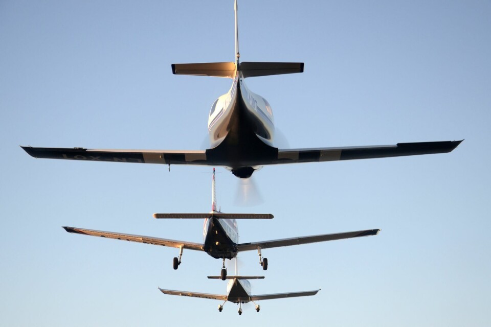 RYGGE FLYKLUBB: Piloter fra Rygge Flyklubb i luften under julestjerneflyging i 2013. .