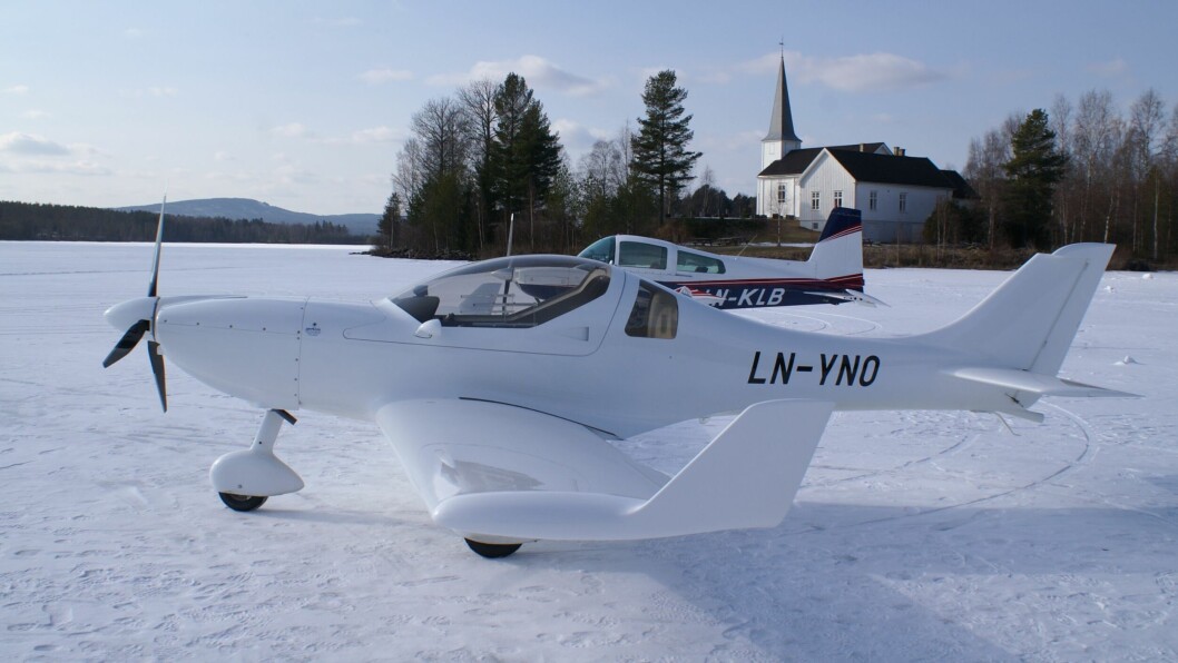 FLY-INN-GUDSTJENESTE: - Vi synes, at det er artig å stille med toll slik at vi kan invitere til Vemundsjøen International, forteller primus motor Thomas Midtsund. FLY-INN-GUDSTJENESTE: - Vi synes, at det er artig å stille med toll slik at vi kan invitere til Vemundsjøen International, forteller primus motor Thomas Midtsund.