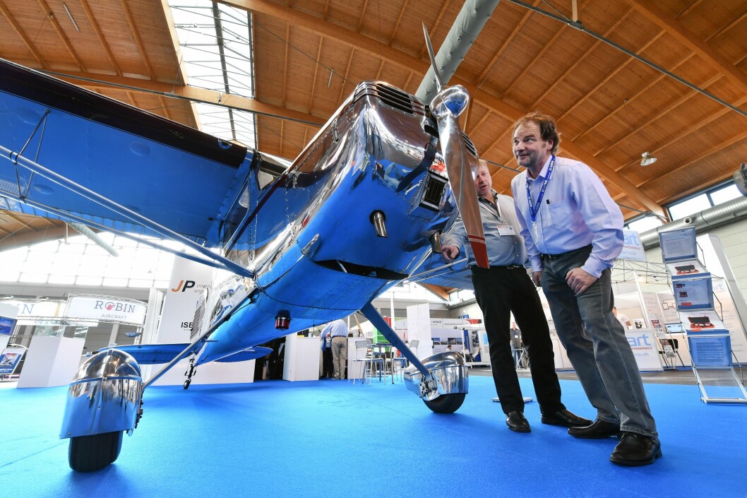 A5: Cessna 140. A5: Cessna 140.