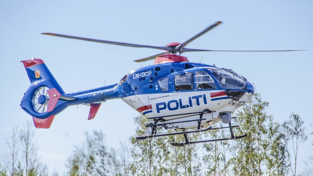 Regjeringen vil styrke beredskapen med tre nye politihelikoptre. Maskinen på bildet (EC 135 T2) er et av helikoptrene som allerede er hjemmehørende på Gardermoen. Regjeringen vil styrke beredskapen med tre nye politihelikoptre. Maskinen på bildet (EC 135 T2) er et av helikoptrene som allerede er hjemmehørende på Gardermoen.