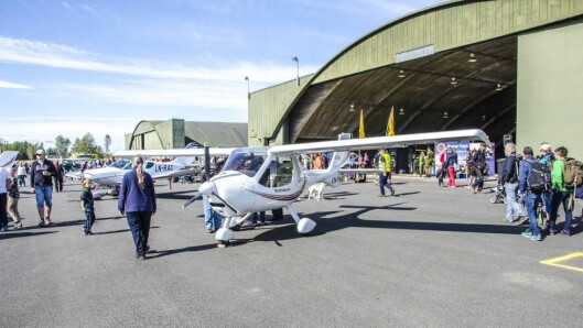 Allmennflymiljøet på Rygge har vært satt på bakken etter Rygge Sivile Lufthavn ble avviklet i høst. Ti fly står fremdeles i hangaren og venter på å få fly. Bildet er tatt ved en annen anledning. Allmennflymiljøet på Rygge har vært satt på bakken etter Rygge Sivile Lufthavn ble avviklet i høst. Ti fly står fremdeles i hangaren og venter på å få fly. Bildet er tatt ved en annen anledning.