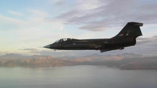 VAKKERT SKUE: Starfighteren fotografert fra F16.