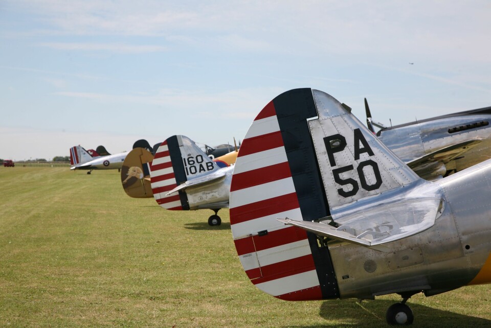 Det er ikke langt mellom vakre flyhaler på Duxford. Foto: Siri Grønskar