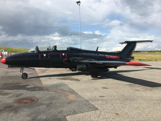 PÅ TORP: Maskinen står nå på Torp, men skal til Skien så snart alt er på stell. PÅ TORP: Maskinen står nå på Torp, men skal til Skien så snart alt er på stell.