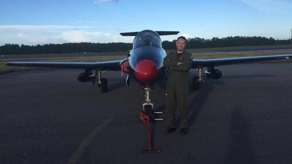 PILOT: Terje Traaholt i Russian Warbirds of Norway fløy flyet fra England til Torp.