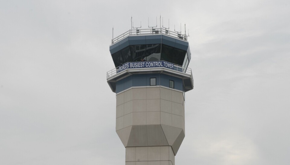 TRAVELT: World's busiest tower står det på banneret som er festet på tårnet i Oshkosh. (Foto: Lise Grønskar)