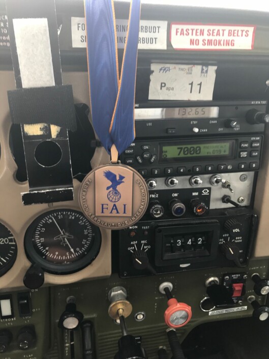 MEDALJE: Kurt Norevik utmerket seg i flere av delkonkurransene under VM i presisjonsflyging.. MEDALJE: Kurt Norevik utmerket seg i flere av delkonkurransene under VM i presisjonsflyging..