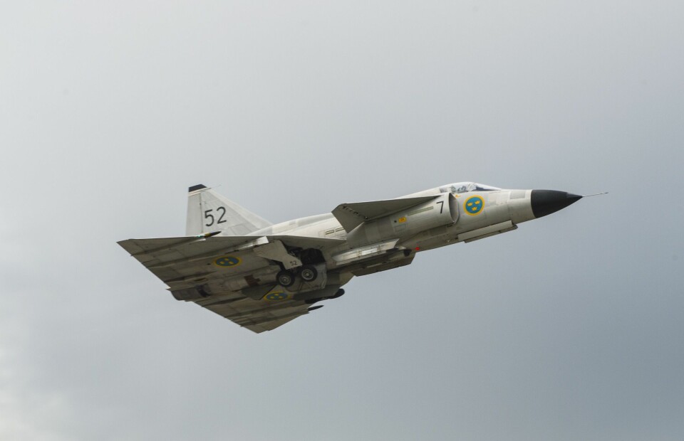 HØYDEPUNKT: For mange var dagens store høydepunkt SAAB Viggen, som vartet opp med pyroshow. HØYDEPUNKT: For mange var dagens store høydepunkt SAAB Viggen, som vartet opp med pyroshow.
