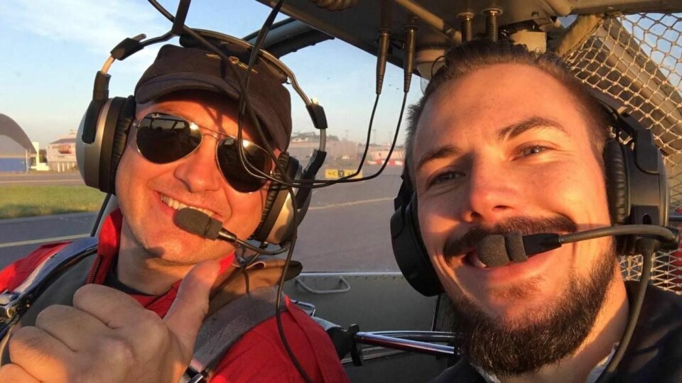 DRØMMER OM VINTAGE RALLY: Håvard Dale (t.v.) og Kim-André Vågene vil fly fra fra verdens sørligste flyplass i Ushuaia i Argentina til Florida i USA i en Saab Safir.
