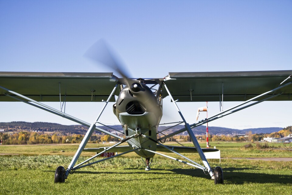 FIRST FLIGHT: Tor Nørstegård kunne lørdag 7. oktober endelig ta av med Fieseler Fi 156 C Storch etter 10 år med restaurering.