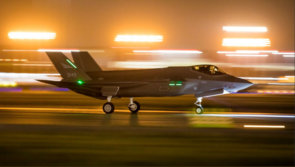 MED KURS FOR NORGE: Det første av de tre norske F-35 tar av fra Forth Worth i dag tidlig. MED KURS FOR NORGE: Det første av de tre norske F-35 tar av fra Forth Worth i dag tidlig.