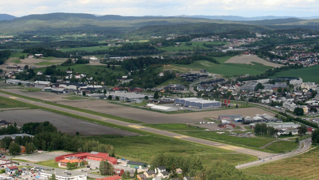 NORGES ELDSTE: Kjeller er Norges eldste flyplass. Lokalmiljøet gir nå klart uttrykk for at dette er historie som bør bevares.