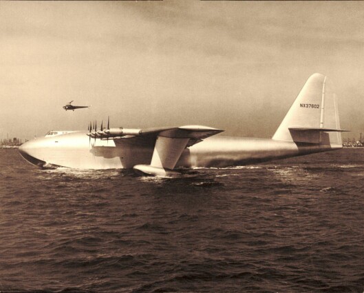 GIGANTISK: 66.65 meter lange "Spruce Goose" var et imponerende skue, men noen stor suksess ble flymaskinen ikke. GIGANTISK: 66.65 meter lange "Spruce Goose" var et imponerende skue, men noen stor suksess ble flymaskinen ikke.