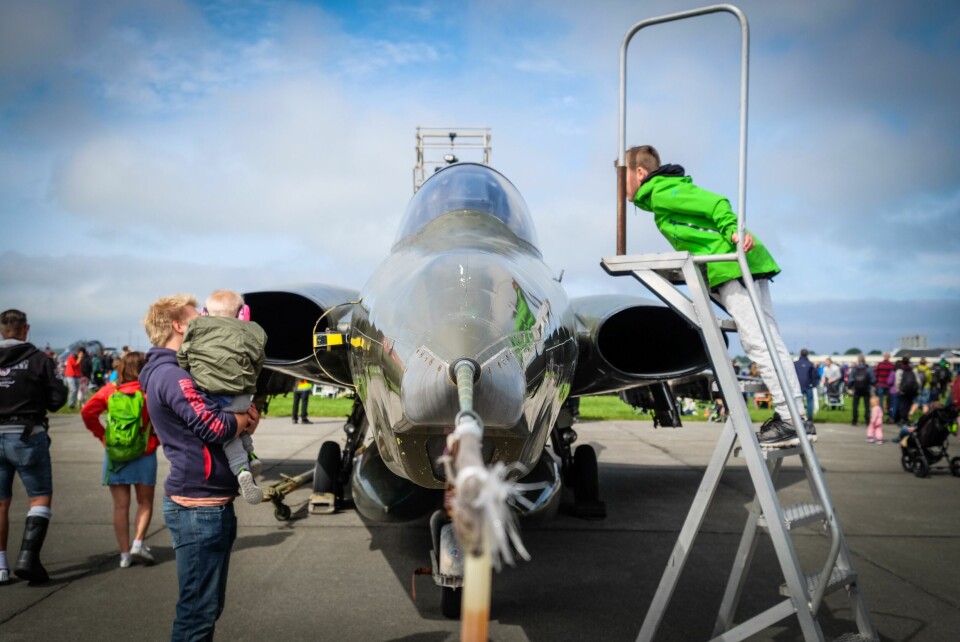 Sola Flystasjon Flyklubb (SFFK) og Flyhistorisk Musem Sola (FMS) arrangerer flydag på Sola Flystasjon fra 10-16. Flydagen Sola 2018 markerer 100 år siden slutten på første verdenskrig med fly fra denne epoken.