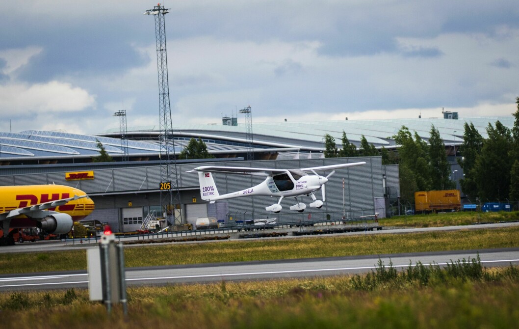 SKAL BRUKES AKTIVT: LN-ELA vil blant annet få en viktig rolle i kartlegging av lydnivå og utprøving av forskjellige tekniske løsninger. Flyet blir dermed en viktig plattform for kalibrering og tilpasning av fremtidens elektriske flyging i Norge. Foto: Avinor / creative commons.