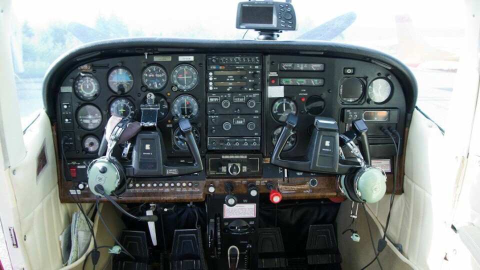 Selges: Cessna F182Q