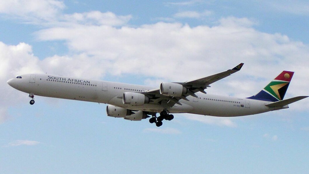 South African Airways gjennomgår nå rutinene sine etter at det kom frem at en pilot fløy med falsk ATPL-godkjenning i årevis.