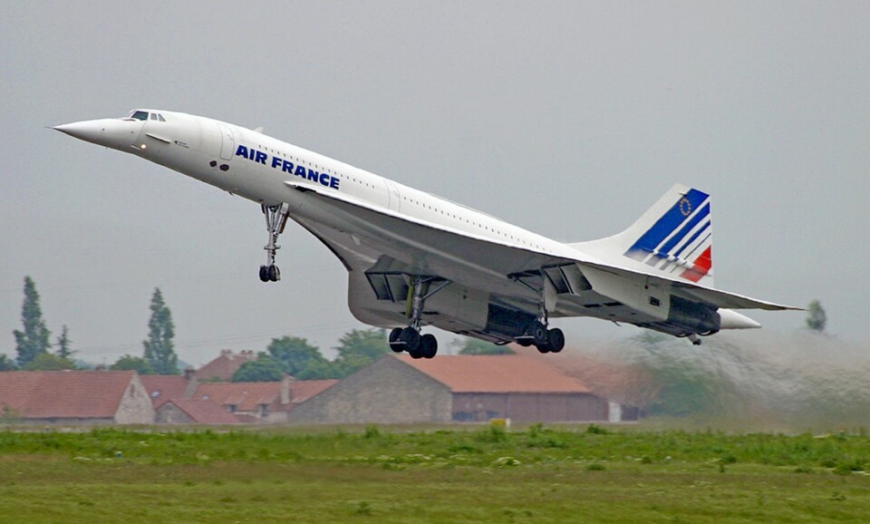 Concorde F-BTSD letter fra Paris Charles de Gaulle i 2003. Den var en av de siste som ble bygget. Den fløy jorden rundt elleve ganger, og den oppnådde en samlet flytid på 12.976 timer. Dette eksemplaret kan man beundre på Musée de l'Air et de l'Espace i Paris. Foto: Alexander Jonsson.