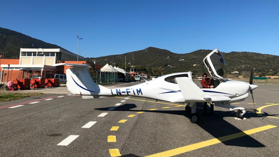 GREP MULIGHETEN: Bjørn Wilhelm Söderström gleder seg over «eget» fly i Syden. Han grep muligheten da Oslo Flyveklubb forrige vinter stasjonerte et fly i Cannes. GREP MULIGHETEN: Bjørn Wilhelm Söderström gleder seg over «eget» fly i Syden. Han grep muligheten da Oslo Flyveklubb forrige vinter stasjonerte et fly i Cannes.