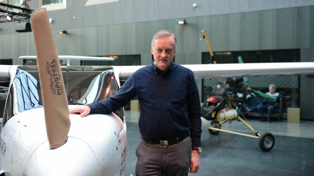 VETERAN: Bjørn Egenberg lærte å fly på 80-tallet. Som fersk pensjonist ser han frem til å bruke mer tid på allmennflyging, både i og utenfor cockpit.