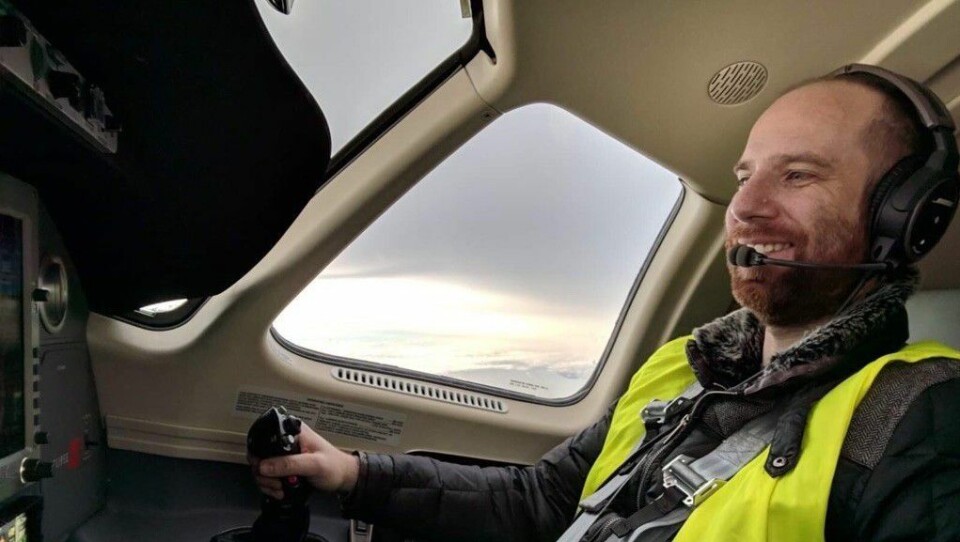 Even Glemmestad har utviklet en webapp som gir oversikt over fuelpriser. Han flyr selv en Cirrus SR22. Foto: Privat