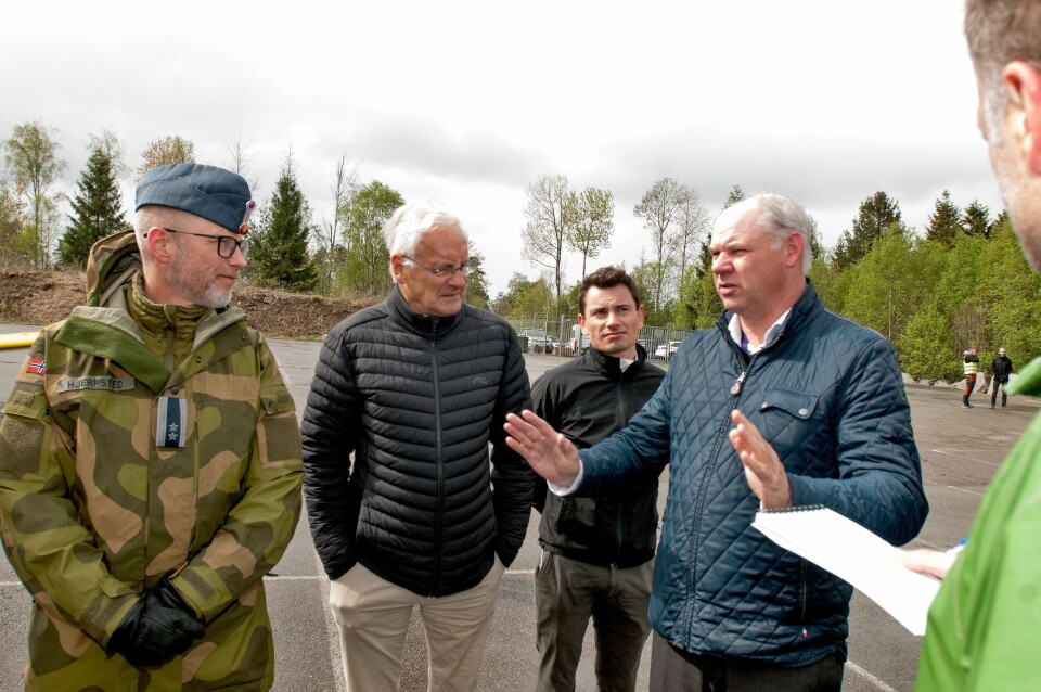 Aktørene er overbevist om at militær trafikk og allmennflyging kan gå godt sammen. Fra venstre nk, stabssjef 134 Luftving Lars Hjerpsted, visepresident i NLF Nic. Nilsen, PR og kommunikasjonsrådgiver Jan Lilleby, NLF og generalsekretær i NLF John Eirik Laupsa.