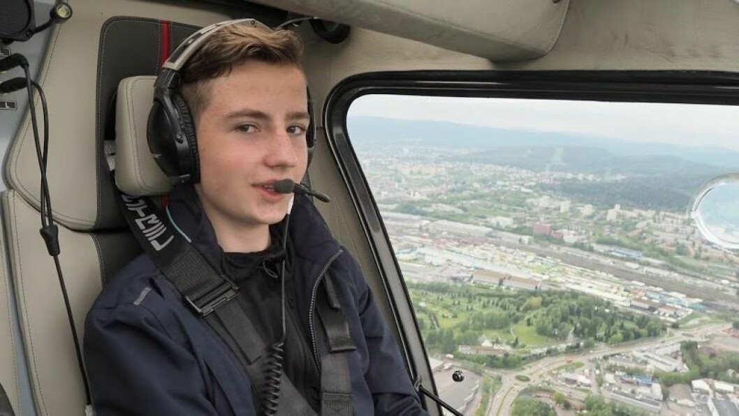 FREMTIDIG FLYGER: Håvard Langeland fra Bergen drømmer om en karriere i luften. Flyinteressen ble ikke akkurat mindre av å få en tur med Pipistrel Alpha Electro.
