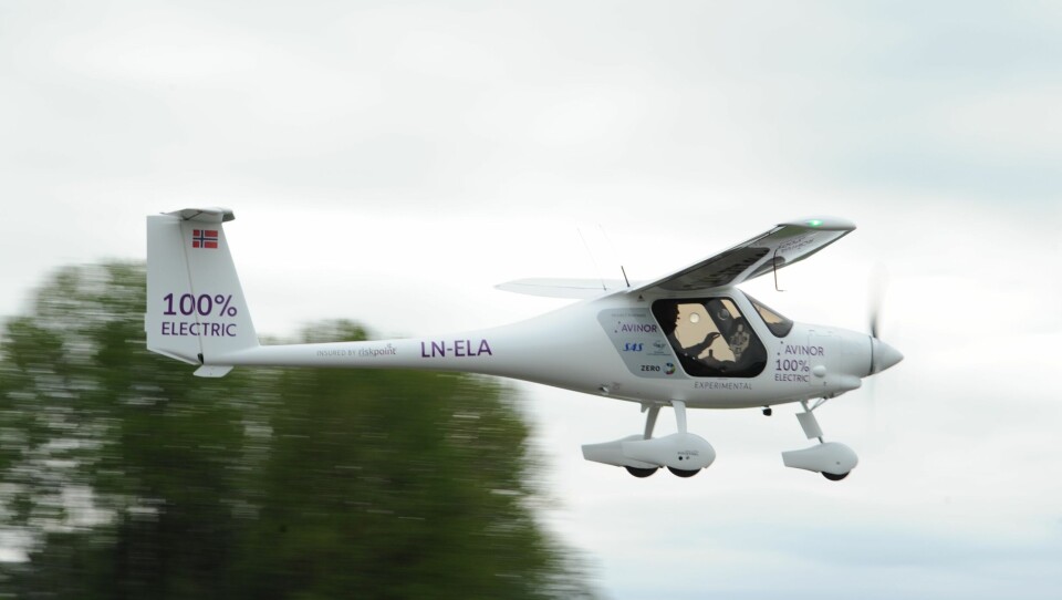 NORGES FØRSTE: LN-ELA er Norges første elektriske motorfly. Timeprisen ligger på om lag 15 kroner.030.