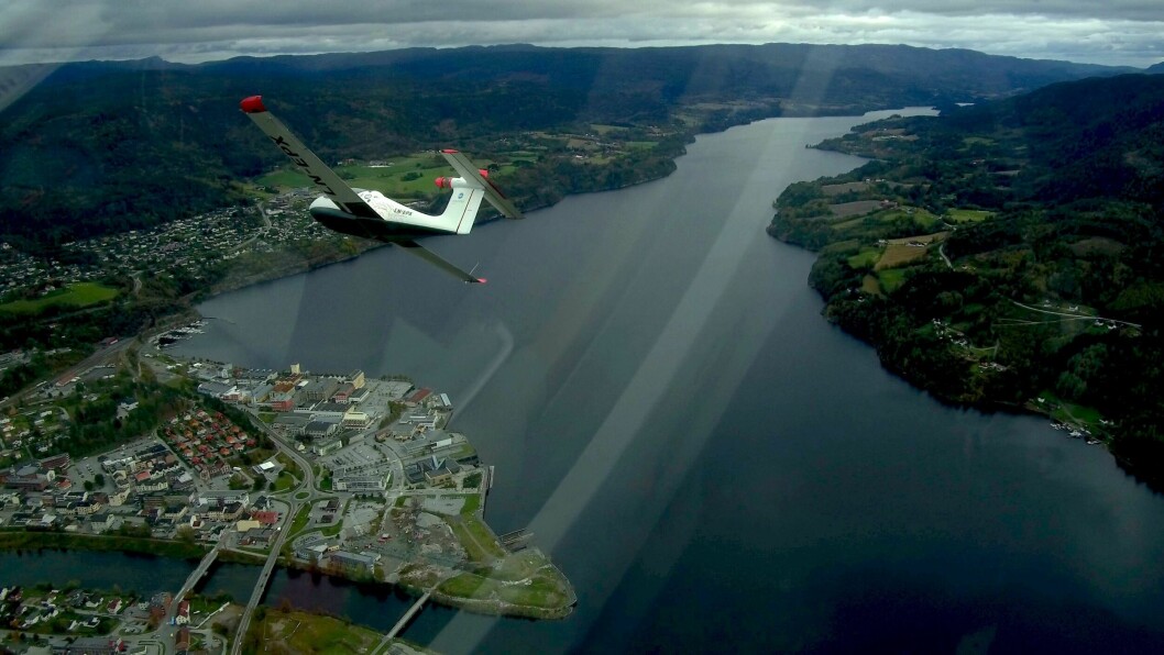 LN-EPX over Notodden.