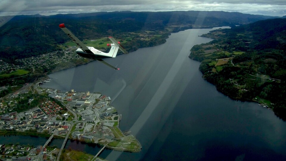 LN-EPX over Notodden.