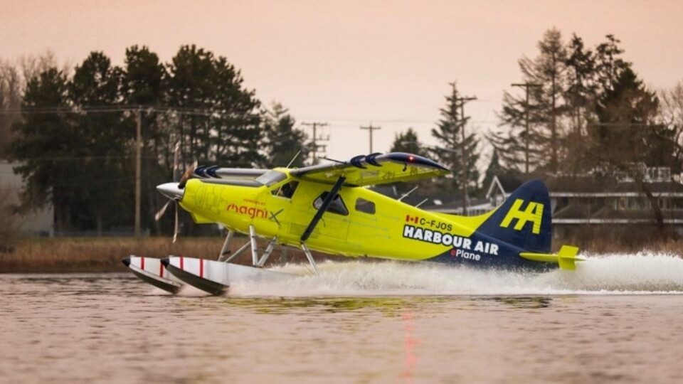 ELEKTRISK SJØFLY: Flyselskapet Harbour Air har i samarbeid med teknologiselskapet magniX utviklet en elektrisk motor som de har plassert i en DHC-2 de Havilland Beaver. Foto: Harbour Air ELEKTRISK SJØFLY: Flyselskapet Harbour Air har i samarbeid med teknologiselskapet magniX utviklet en elektrisk motor som de har plassert i en DHC-2 de Havilland Beaver. Foto: Harbour Air