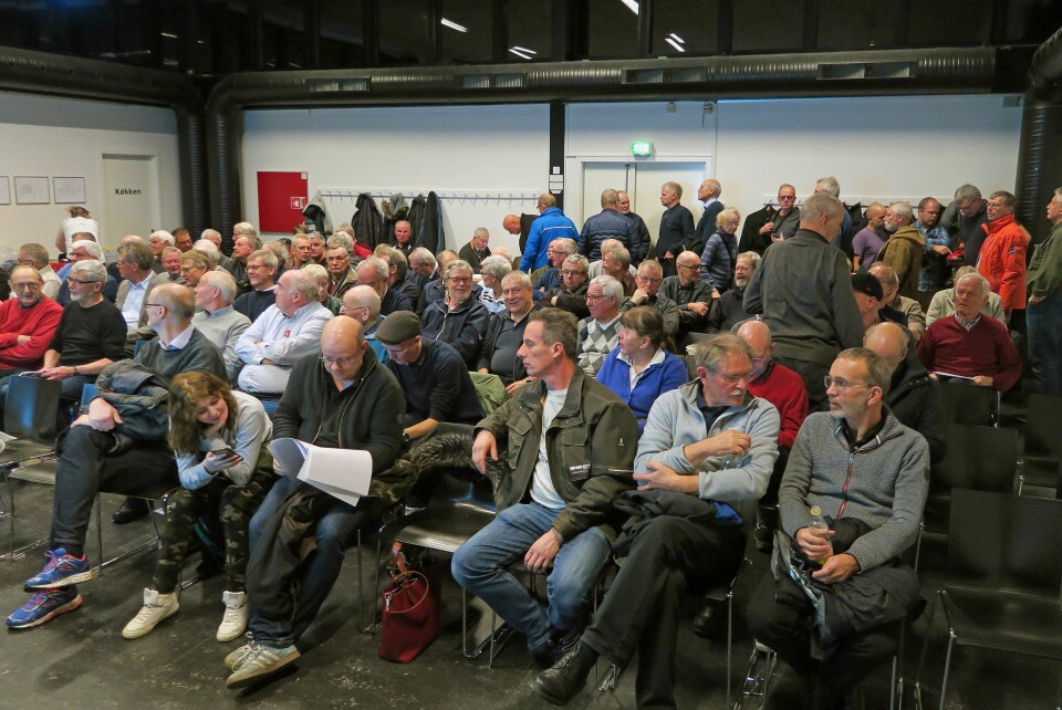 GODT OPPMØTE: Bilde fra generalforsamlingen. Det møtte opp to-tre ganger så mange som normalt.
