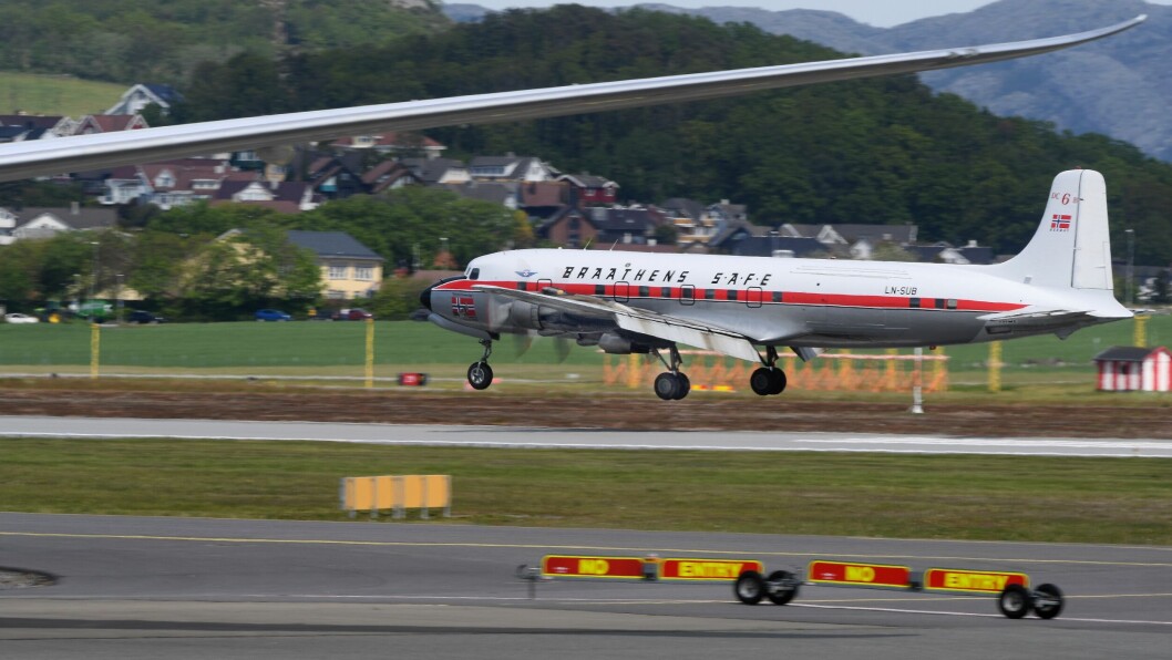 LN-SUB tilbake på norsk jord. Douglas DC-6B Cloudmaster var sentral i flyflåten til Braathens Safe i årene fra 1962 til 1973. LN-SUB tilbake på norsk jord. Douglas DC-6B Cloudmaster var sentral i flyflåten til Braathens Safe i årene fra 1962 til 1973.