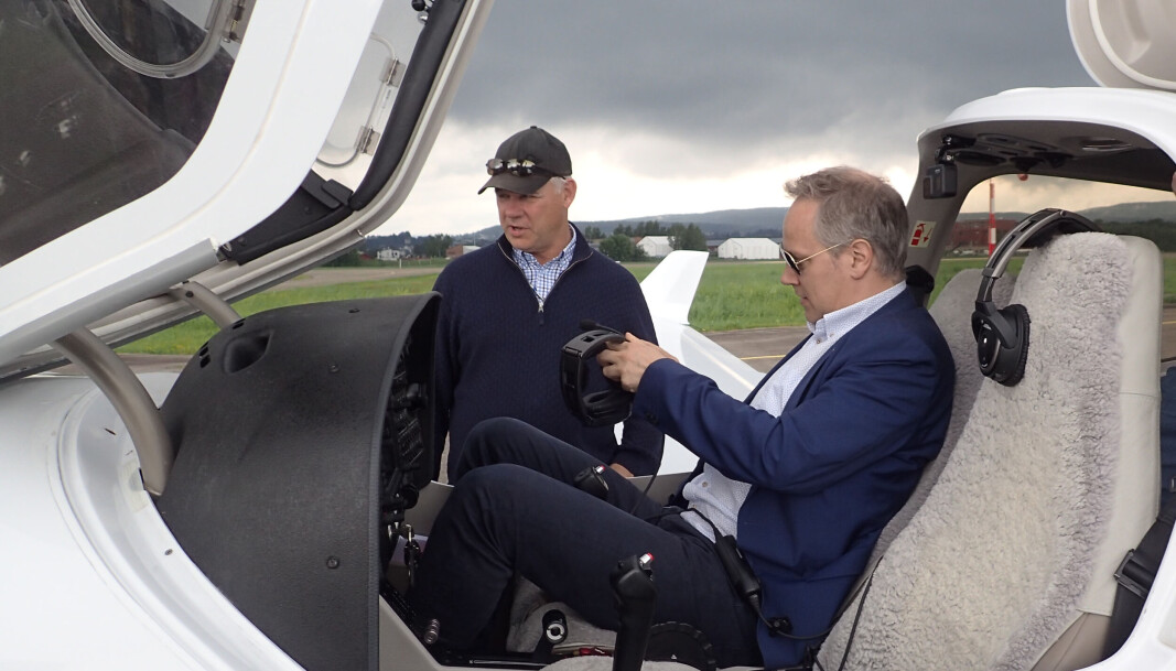 I ELFLY: Generalsekretær John Eirik Laupsa var tydelig på viktigheten av å bevære Kjeller flyplass og å utvikle, og ha tilgang til sentrumsnære flyplasser. I ELFLY: Generalsekretær John Eirik Laupsa var tydelig på viktigheten av å bevære Kjeller flyplass og å utvikle, og ha tilgang til sentrumsnære flyplasser.