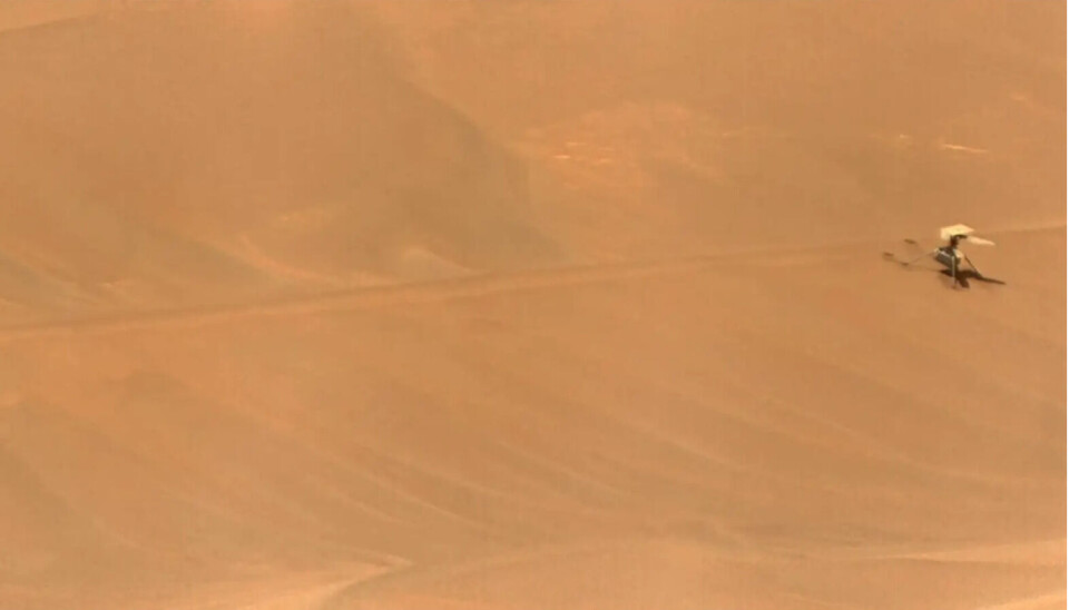 Mars-helikopteret Ingenuity endte sin siste ferd på de sandete dynene på Mars. Foto: NASA
